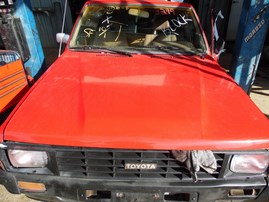 1984 TOYOTA TRUCK DLX RED EXTD CAB 2.4L MT 2WD Z18423